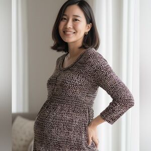 Two hearts maternity black top in size maternity xlg